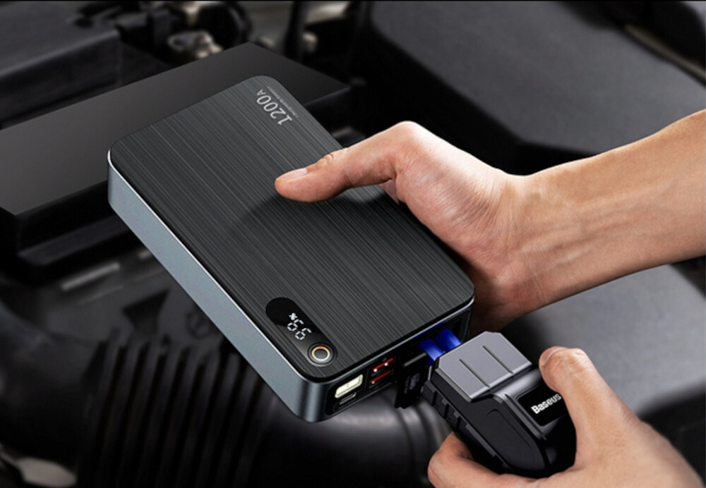 Urządzenie rozruchowe BASEUS Super Energy Pro+ C00245700111-00 Czarny funkcja Zero-Voltage Switching bezpieczne uruchomienie pojazdu przy calkowicie rozladowanym akumulatorze automatyczne dostosowanie napiecia zapobiega uszkodzeniom innowacyjna funkcja narzedzie do sytuacji kryzysowych