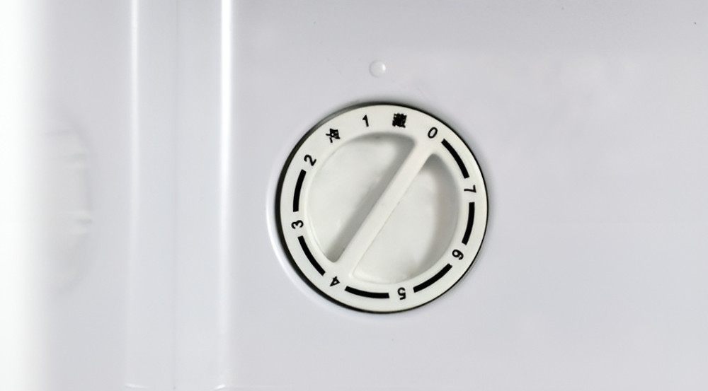 ZAMRAŻARKA ELECTRO-LINE BD-72E sterowanie mechaniczne optymalne warunki 41 dB poziom głośności dźwięk oszczędność energii pokrętło ustawienia regulacja temperatury poziomy stopnie obsługa intuicyjna komfortowa