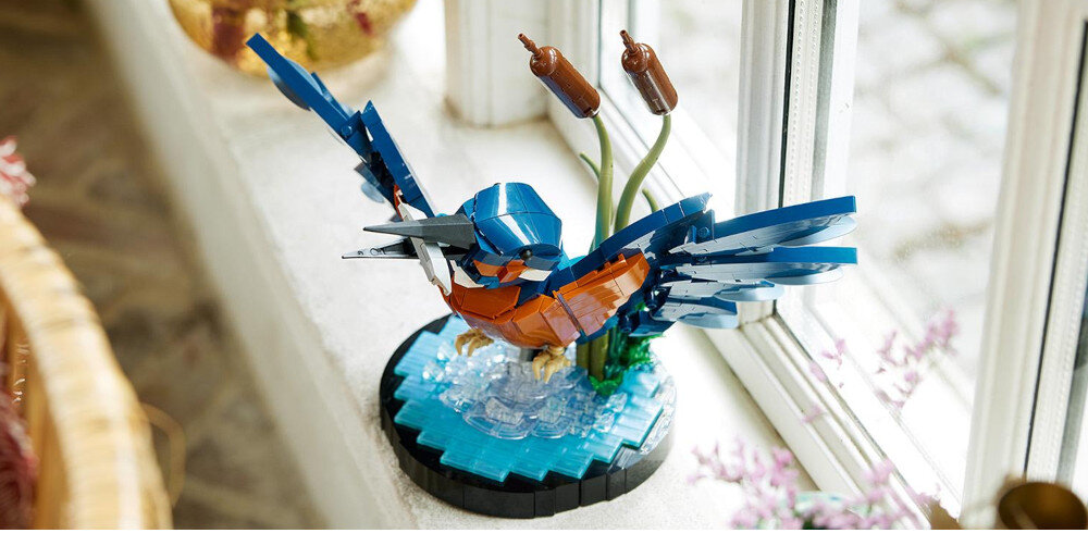 KLOCKI LEGO ICONS ZIMORODEK 10331 ozdoba dekoracja natura piękno wymiary szerokość wysokość długość