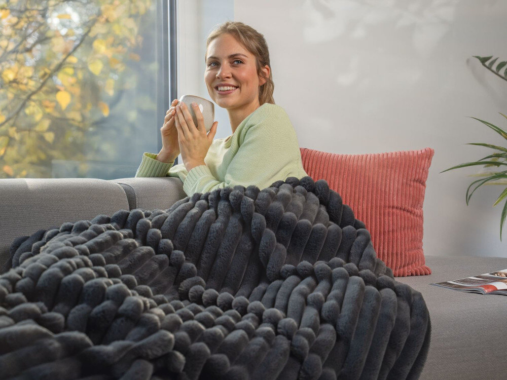 Koc elektryczny BEURER HD 82 Stockholm design prezentacja wizualizacja wygląd Ciepło i komfort każdego dnia