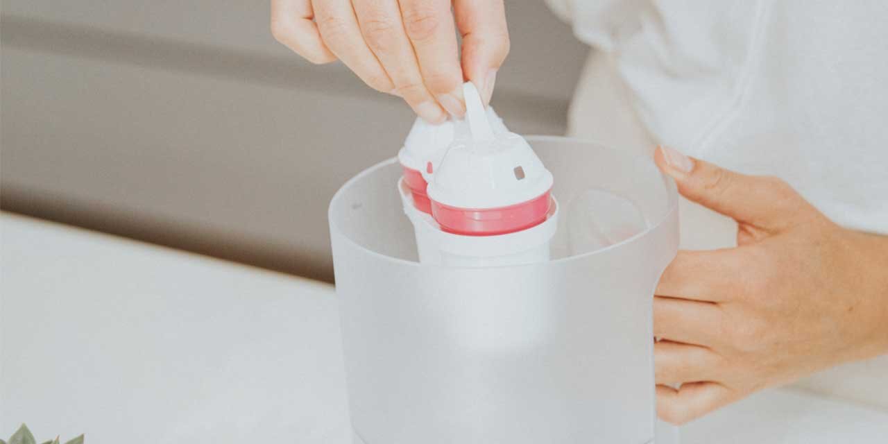 Dzbanek filtrujący BWT Aqualizer Station + 2 wkłady ZN+MG i Mg + 2 karafki ręczny wskaźnik wody, łatwa kontrola filtra