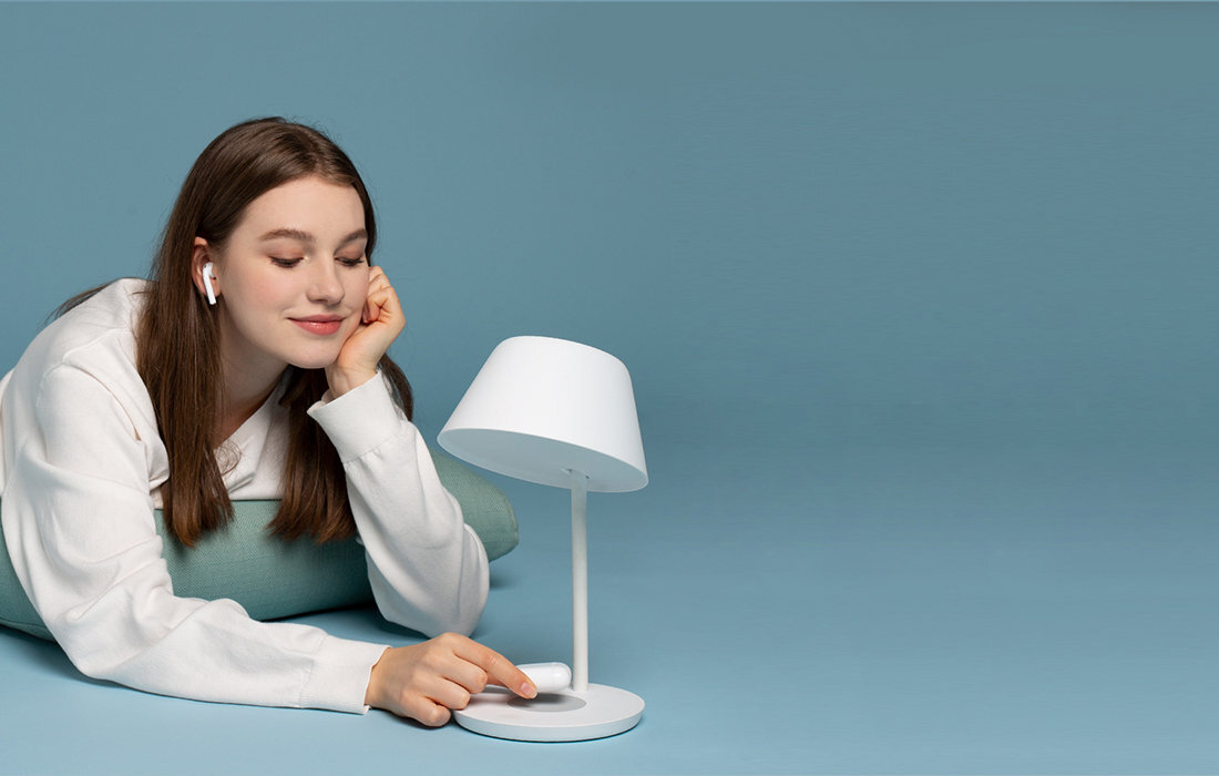 Lampka nocna YEELIGHT Staria Pro YLCT03YL ladowanie bezprzewodowe