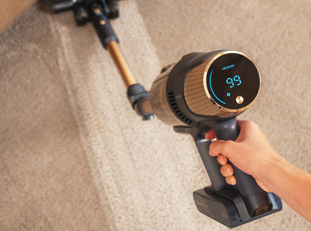 Odkurzacz CECOTEC Conga Rockstar 10500 Solar AquaPet Flex Docieraj wszędzie dzięki ErgoFlex pod meblami w wąskich przestrzeniach mało czasochłonne i bardzo efektywne