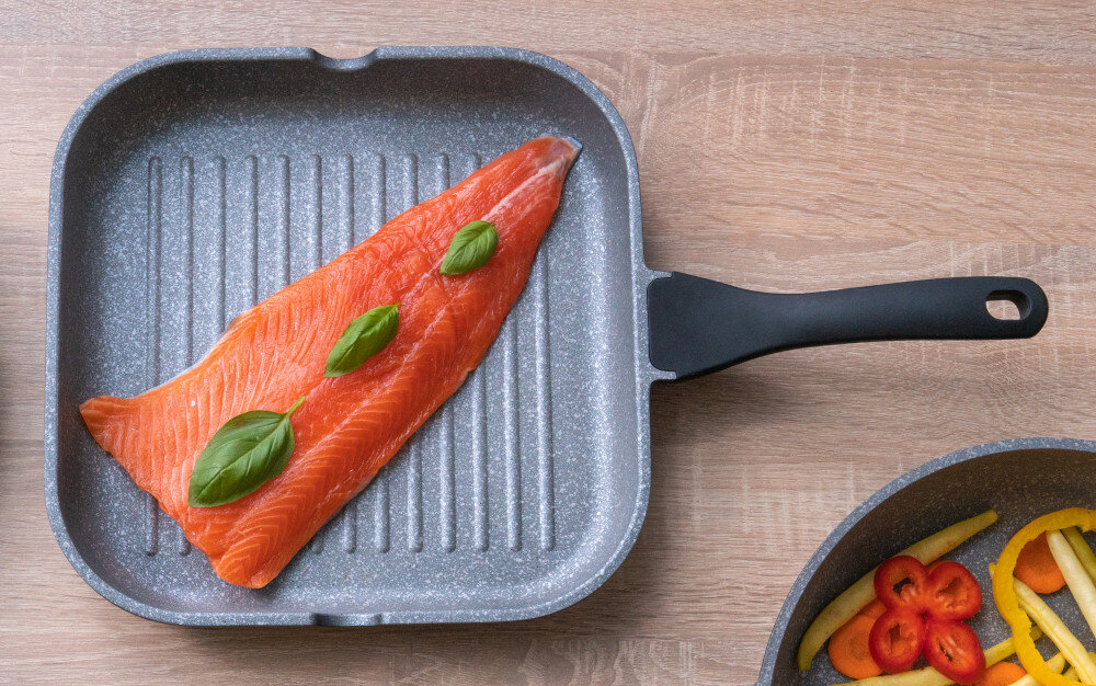 Patelnia grillowa GÖTZE & JENSEN Granitec Competence 28 cm ilag granitec 5 warstw