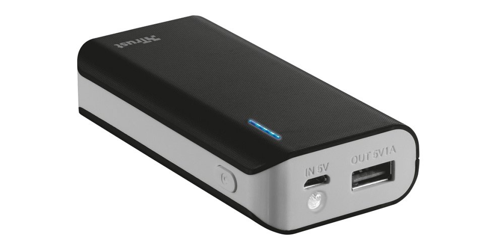 Powerbank TRUST Primo Urban Revolt 4400 mAh Czarny widok ogólny skos