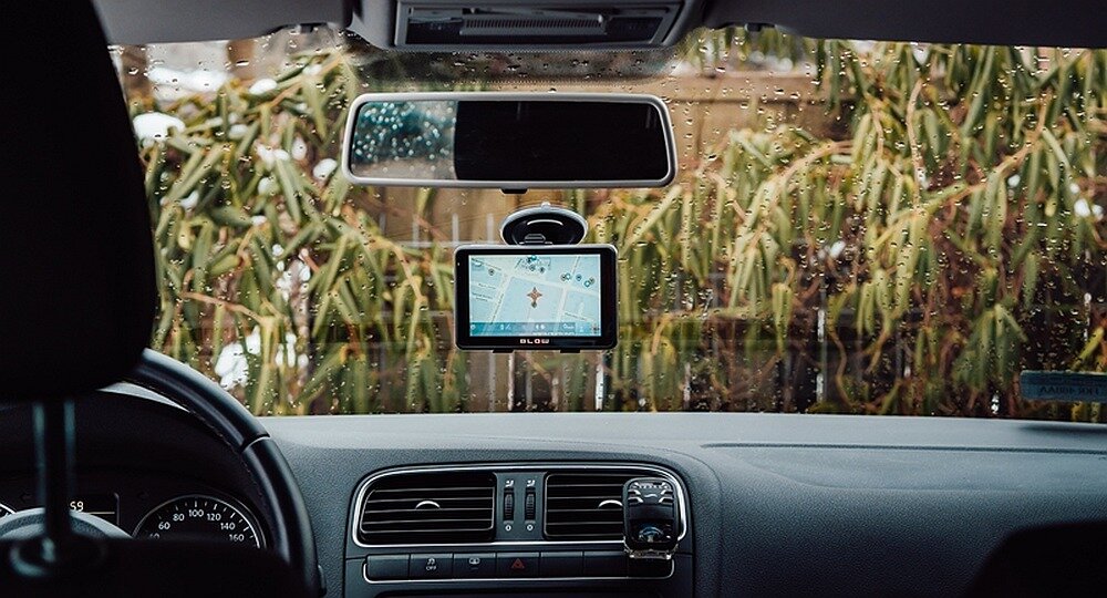 Nawigacja BLOW GPS590 Sirocco EU ekran mapy sterowanie gps rysik uchwyt samochód