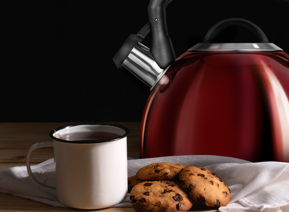 Czajnik SMILE MCN-13/C1 w eleganckim wydaniu Forma i wykończenie Przemyślane detale zintegrowany gwizdek i nienagrzewający się uchwyt