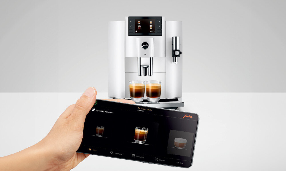 Ekspres JURA E8 Piano White (EC) JURA Operating Experience (J.O.E.®) smartfon obsługa informacja dostep kawy komunikaty