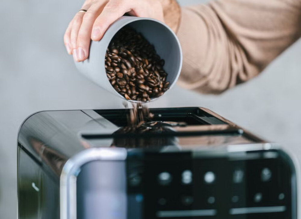 Ekspres MELITTA F83/0-002 Barista T Czarny Cicha przyjemność poranka Stalowy, stożkowy młynek Szybkie i precyzyjne mielenie  intensywny smak już od pierwszego łyku