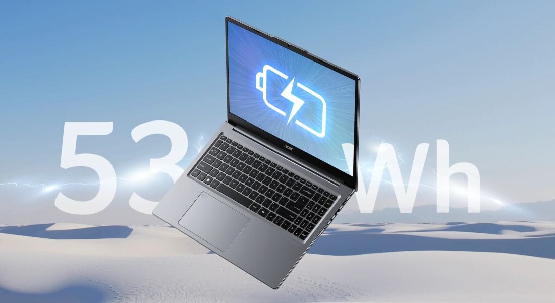 Laptop Acer Extensa 15 na tle leśnej scenerii podkreśla ekologiczne podejście i mobilną pracę w środowisku