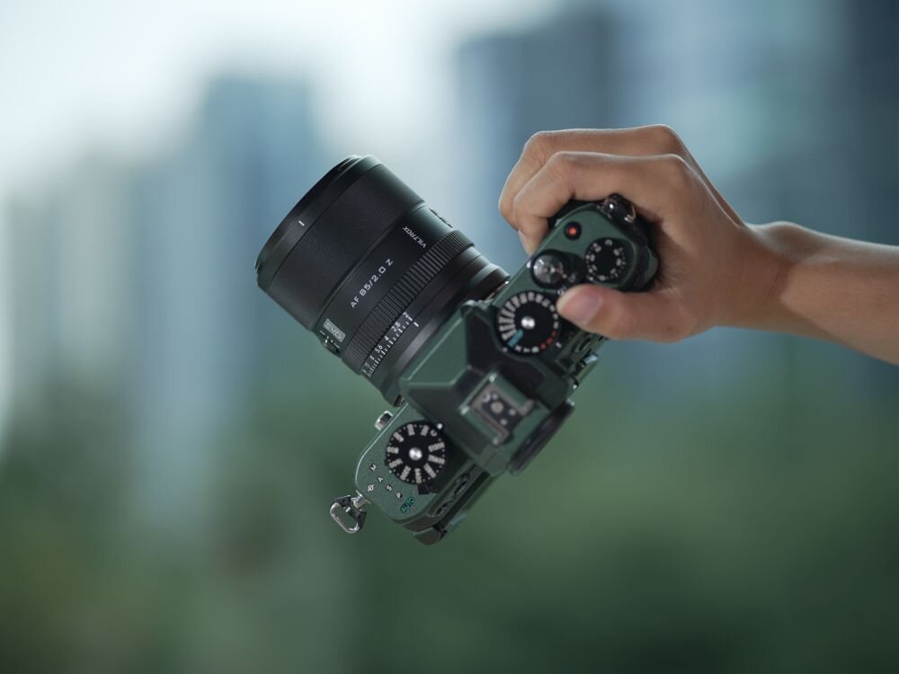 Viltrox AF 85 mm f-2.0 Evo pierścień przysłony AF MF przycisk Fn sterowanie obiektyw aparat trzymany w ręku