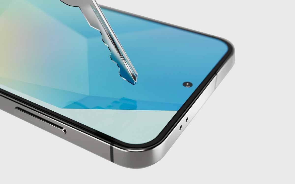 Szkło hartowane Full Cover dla S26+ z czarnymi krawędziami.