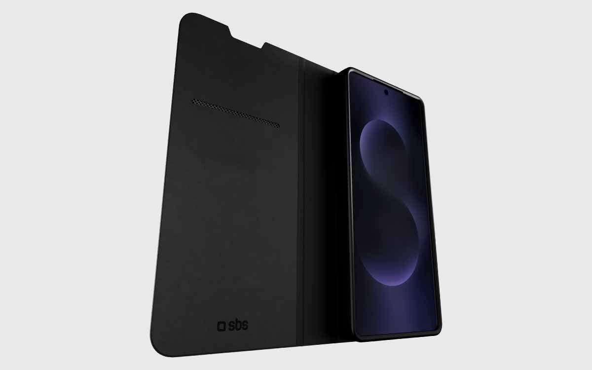 Etui Smooth Wallet dla Samsung S26 Ultra z powierzchnią soft-touch i funkcją portfela.