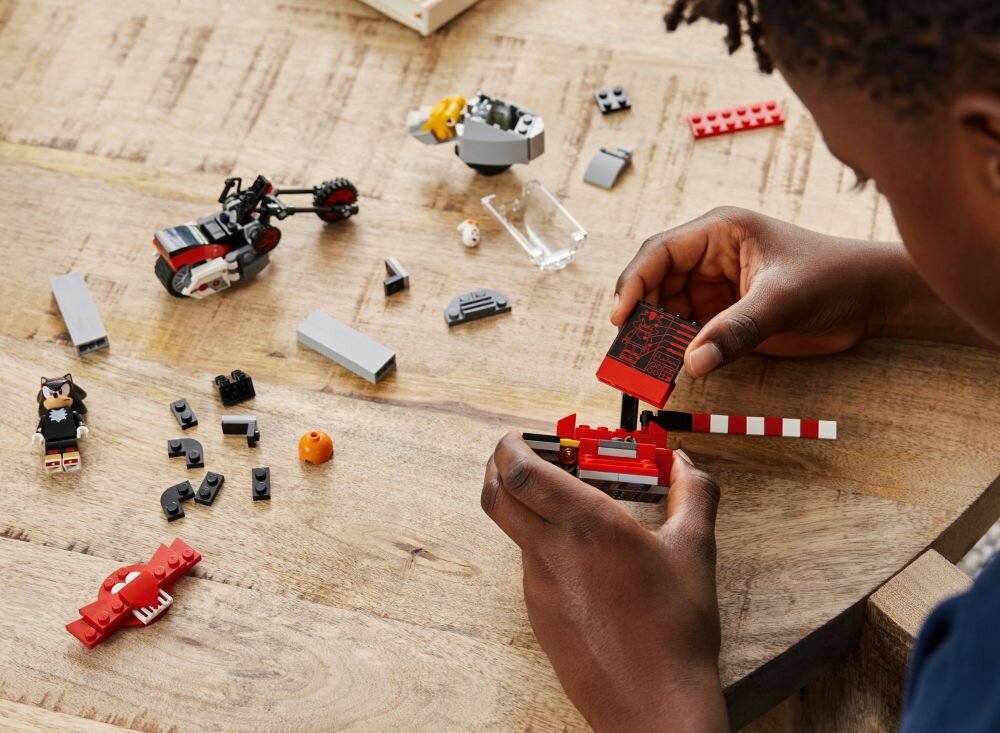 LEGO 76995 Sonic the Hedgehog Shadow the Hedgehog — ucieczka klocki elementy zabawa łączenie figurki akcesoria figurka zestaw