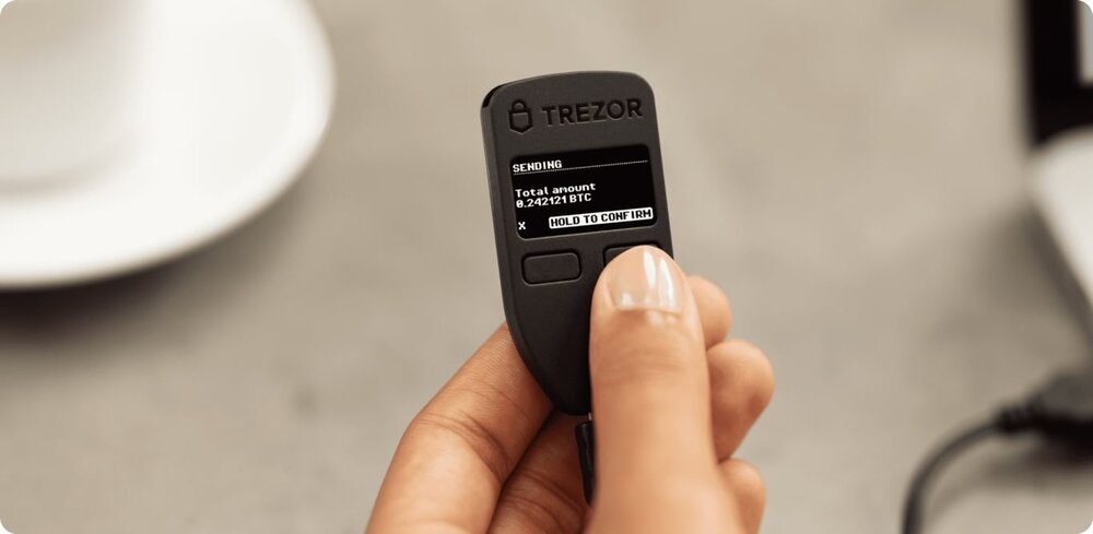 Portfel kryptowalut TREZOR Model One offline 