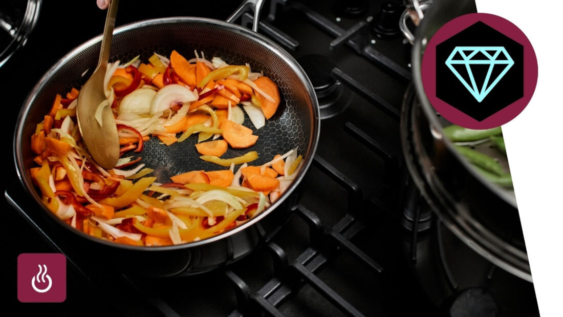 Patelnia wok KOHERSEN Black Cube 32 cm odporny na zarysownania powloka diamond