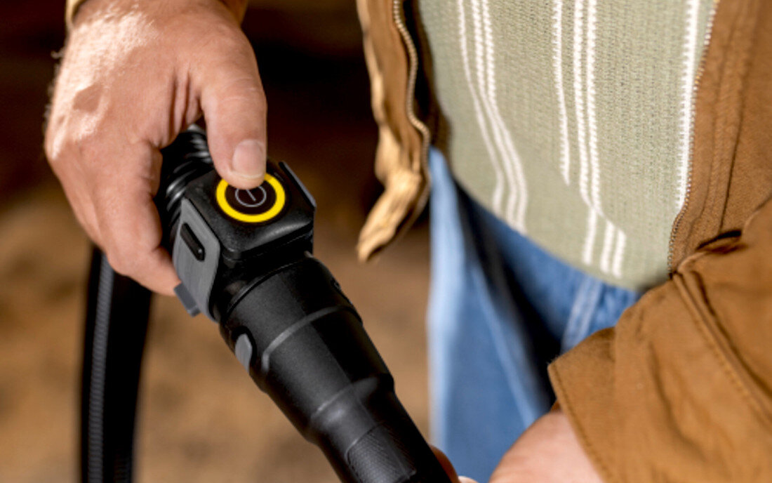 Odkurzacz KARCHER WD 5 Control S 25/5/22 1.628-384.0 Zdalne sterowanie pracą Pilot 2 w 1 wąż ssący o długości 2,2 m