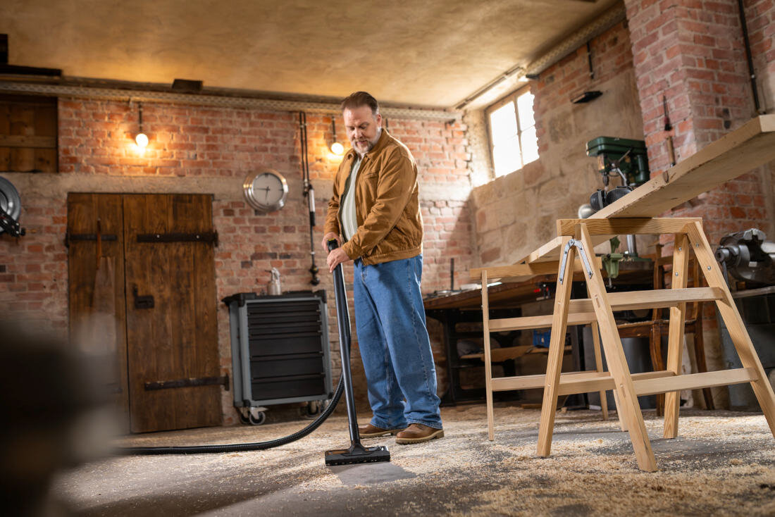 Odkurzacz KARCHER WD 5 Control S 25/5/22 1.628-384.0 Stała moc i parametry moc siła ssania pdociśnienie przepływ powietrza System czyszczenia filtra 