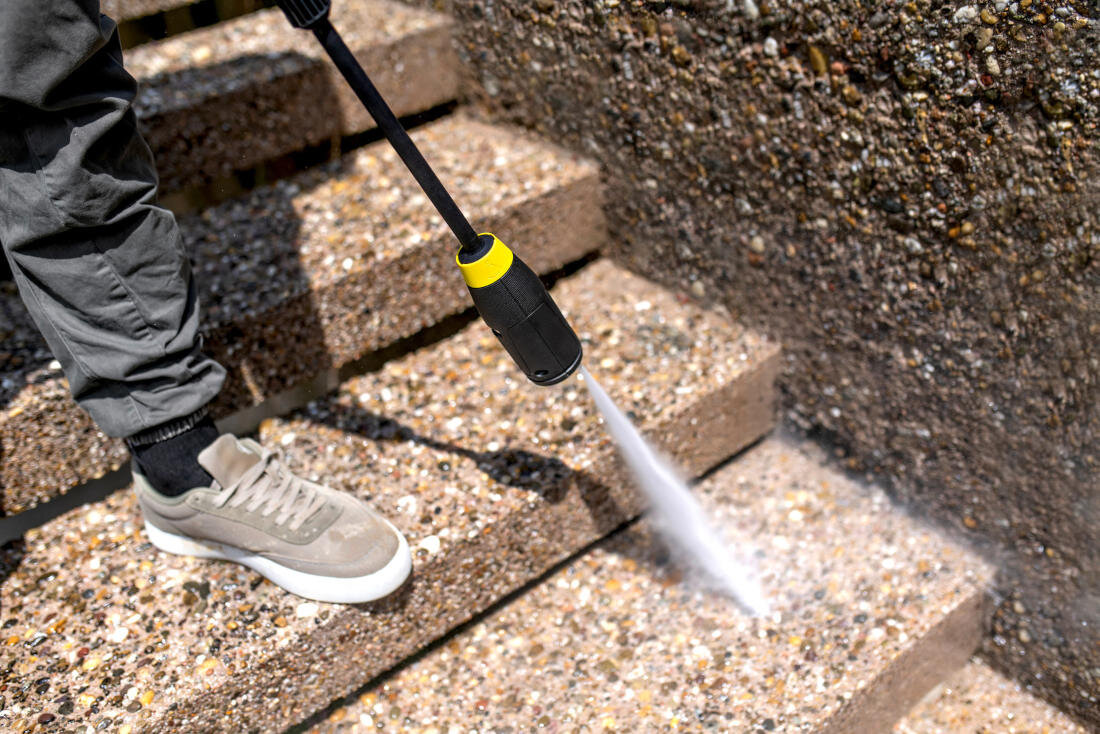 Myjka ciśnieniowa KARCHER K4 Comfort Premium 1.324-750.0 Elastyczne tryby czyszczenia Lanca Multi Jet 4 w 1  dopasowanie powierzchnia