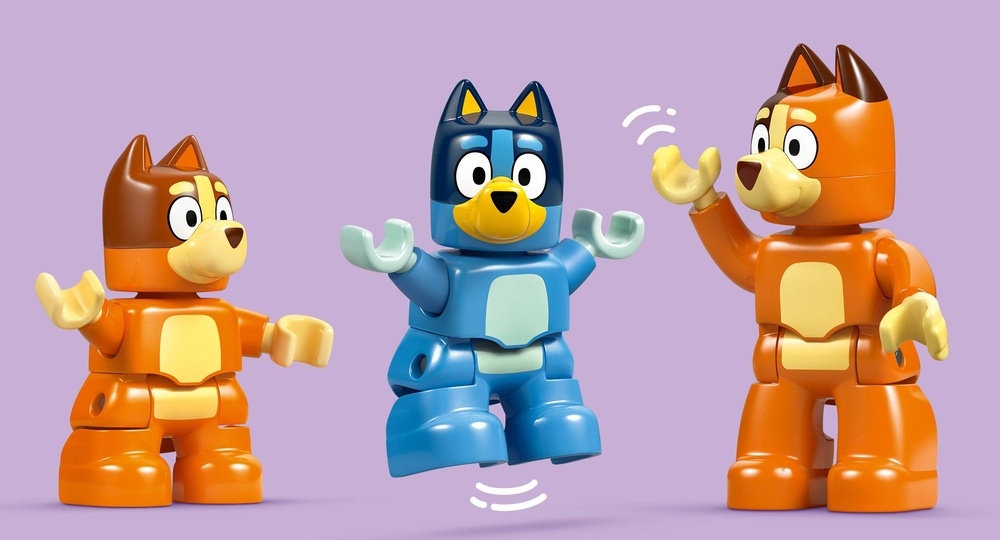 LEGO 10459 DUPLO Bluey Dom rodzinny Blue z grą pamięciową  figurki mamy, Bingo i Blue z serialu Blue 30 cm wysokości, 51 cm szerokości i 37 cm głębokości