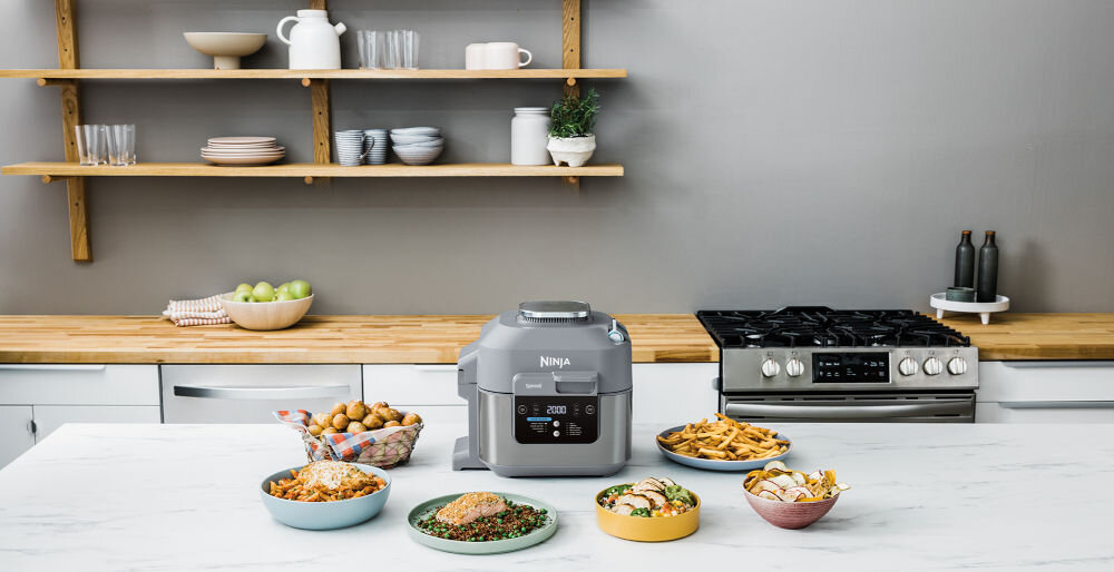 Frytkownica beztłuszczowa NINJA Speedi ON400EU Air Fryer wymiary 33 x 31 x 35 cm smaczne pełnowartościowe dania technologia gotowania w jednym garnku różnorodne dania domowy obiad  