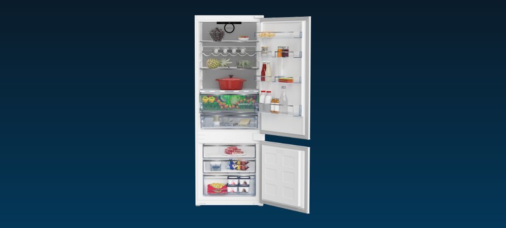 LODÓWKA BEKO BCNE400E50SHN wizualizacja lodówka otwarta wnętrze półki szuflady produkty Funkcjonalność na co dzień