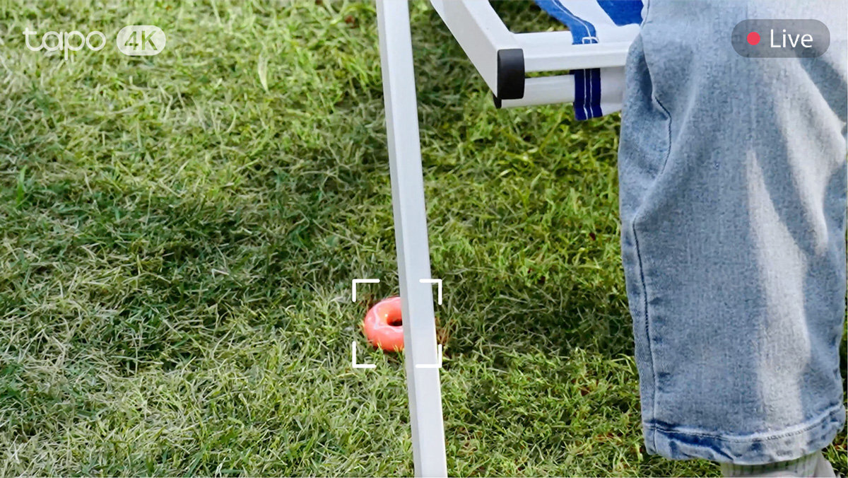 TP-LINK Tapo C560WS 18-krotny zoom cyfrowy obiektyw F1.6 - zbliżenie zoom na detale