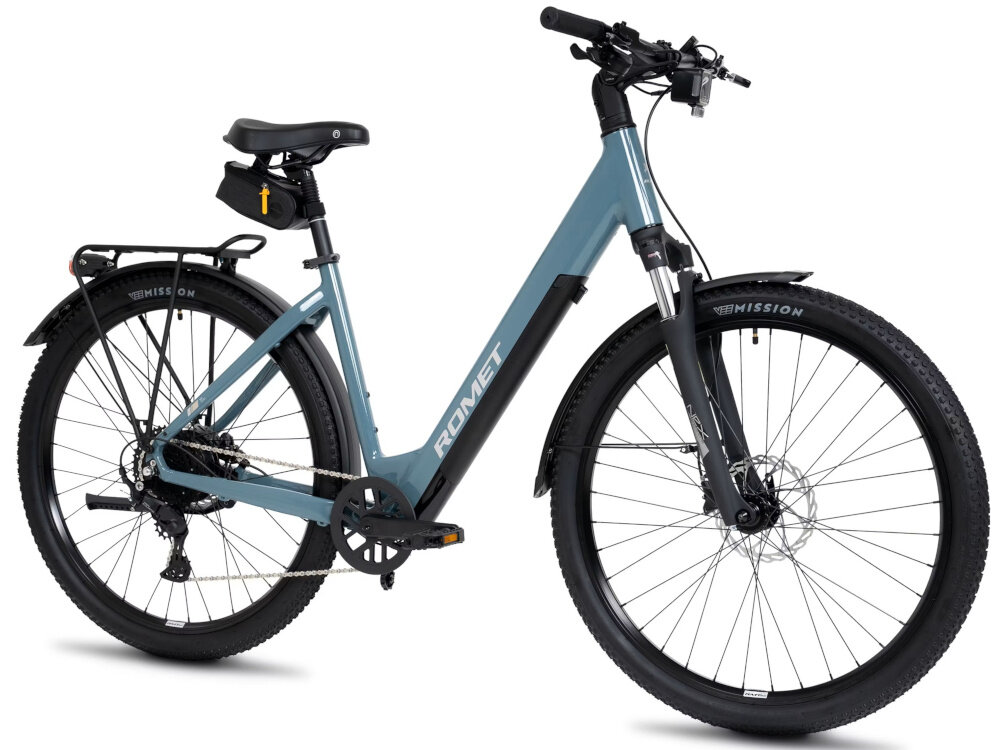 Rower elektryczny ROMET E-Modeco SUV 1.0 AN D U17 28 cali Szary rower na białym tle widoczny od przodu pod skosem uniwersalny rower elektryczny środek codziennego transportu opcja dosłownie dla każdego wymaga on również pracy mięśni nóg elektryczny układ napędowy działa tu niejako równolegle