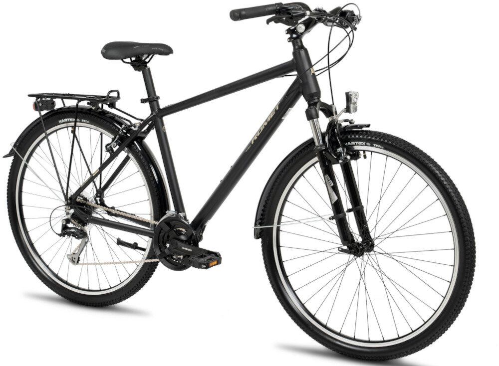 Rower trekkingowy ROMET Wagant SUV H PV A U20 28 cali Czarny rower na białym tle widoczny od przodu pod skosem uniwersalny jazda po asfalcie, jak i po nieutwardzonych drogach trekkingowa geometria jazda w niemęczącej, naturalnej – wyprostowanej pozycji