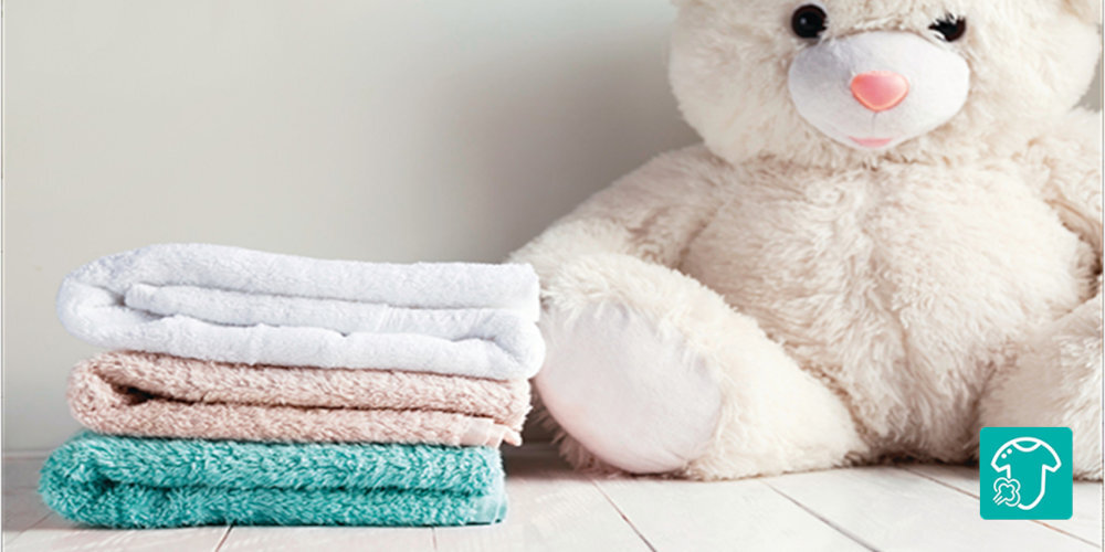 Pralka GORENJE W1PNA84A2TSWIFI/PL lifestyle pralka pluszowy miś ręczniki ikona bezpieczeństwo usuwanie alergenów ubranka dziecięce odkażanie delikatnie skutecznie pranie z parą