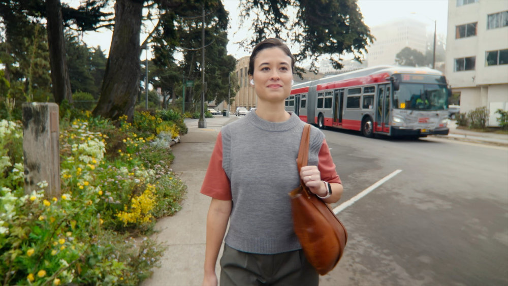 APPLE AIRPODS 4 aktywnej redukcji hałasu Dźwięk adaptacyjny Tryb kontaktu Wykrywanie rozmów