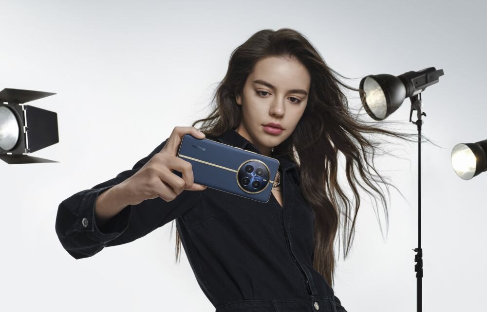 Smartfon REALME 12 Pro+   ekran bateria aparat procesor ram pamięć pojemność rozdzielczość zdjęcia filmy opis dane cechy blokady system łączność wifi bluetooth obudowa szkło odporność porty muzyka transfer sieć przekątna matryca waga czujniki oled amoled ips