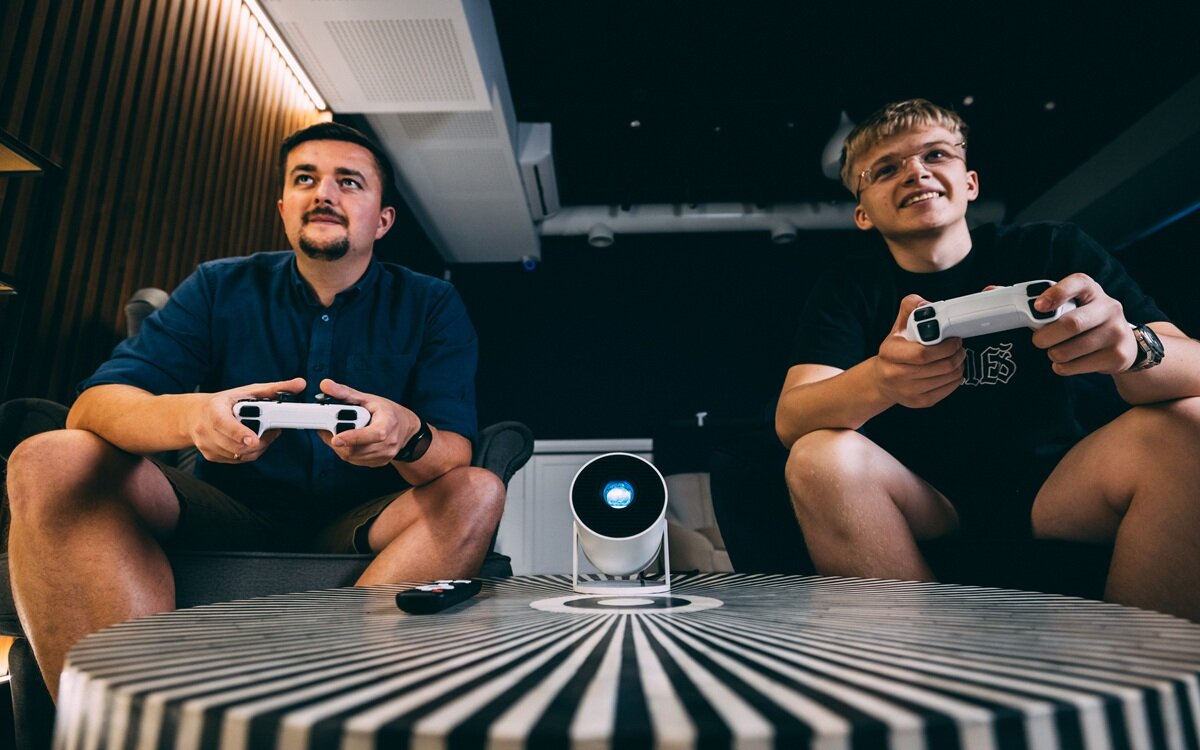 EXTRALINK GG300S - rzutnik na stoliku