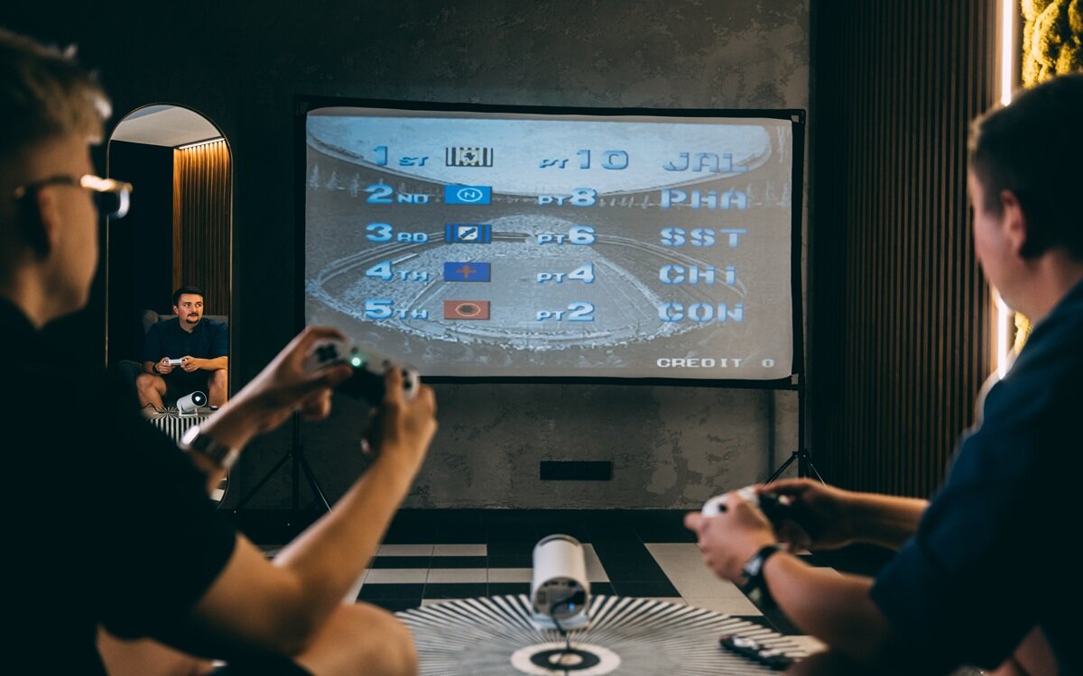 EXTRALINK GG300S rozdzielczość natywną 1280×720 pikseli (720p) filmów, gier i materiałów edukacyjnych Współczynnik kontrastu 1500:1 160 ANSI lumenów – American National Standards Institute - wyświetlany ekran