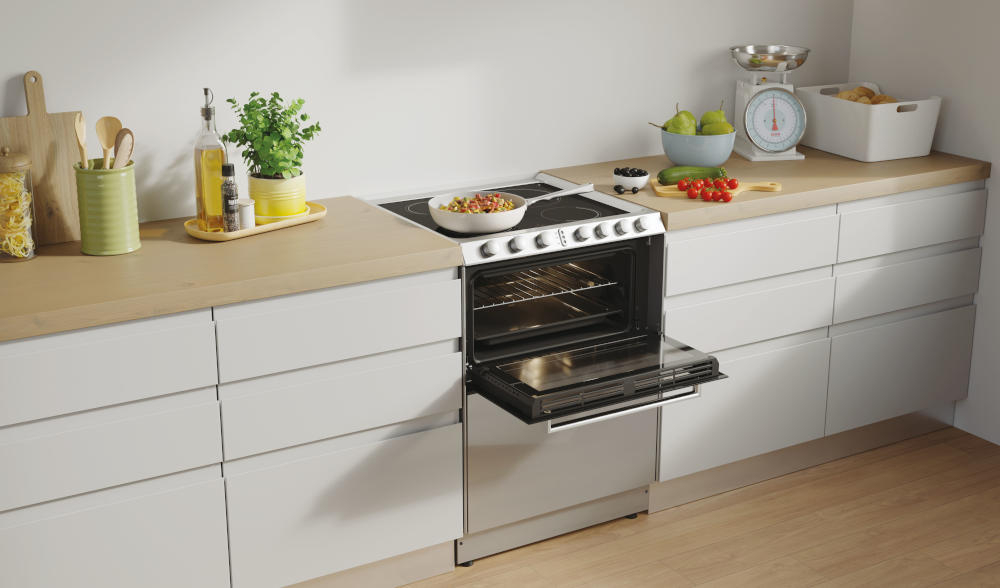 CANDY TRIOVXNT 1 piekarnik pieczenie kuchnia pojemność funkcje grill rożen