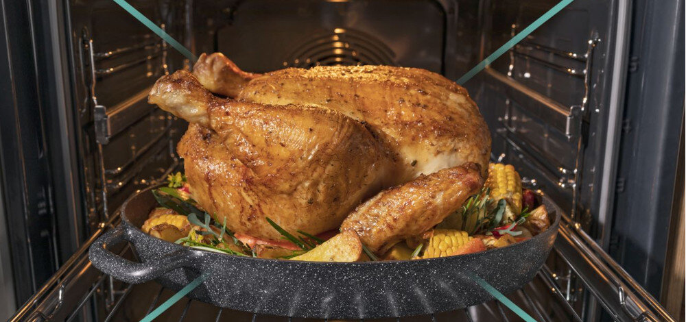 Piekarnik GORENJE BOS67371SYB więcej miejsca pojemność blachy