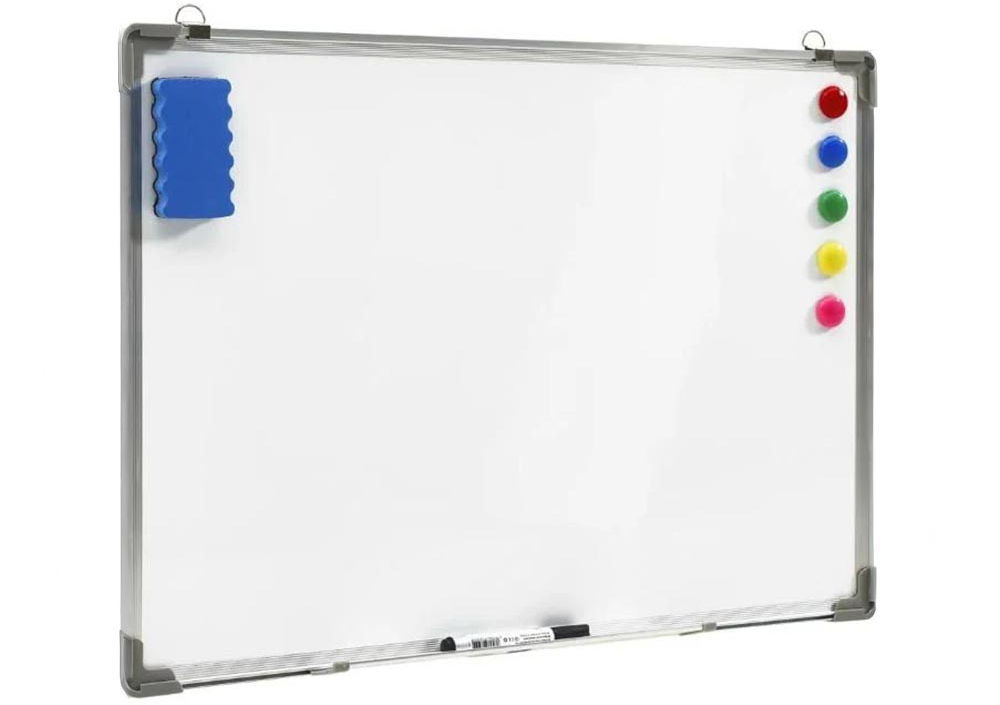 Tablica magnetyczna EXTRALINK EX.35403 prezentacja tablicy z gąbką flamastrem i magnesami na białym tle pod kątem wymiary praktyczne rozwiązanie funkcjonalność organizacja