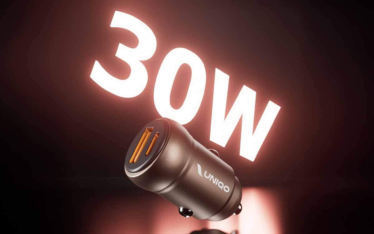 UNIQO UQCRPD30W USB-C Power Delivery (PD) o mocy 30 W szybkie ładowanie - ładowarka na ciemnym tle, z tyłu noeonowy napis 30 w