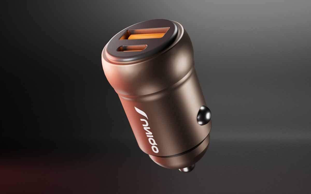 UNIQO UQCRPD30W portom USB-A (30 W AFC) i USB-C (30 W PD) szybkie ładowanie dwóch urządzeń jednocześnie - ładowarka na szarym tle, widoczne porty usb-a i usb-c