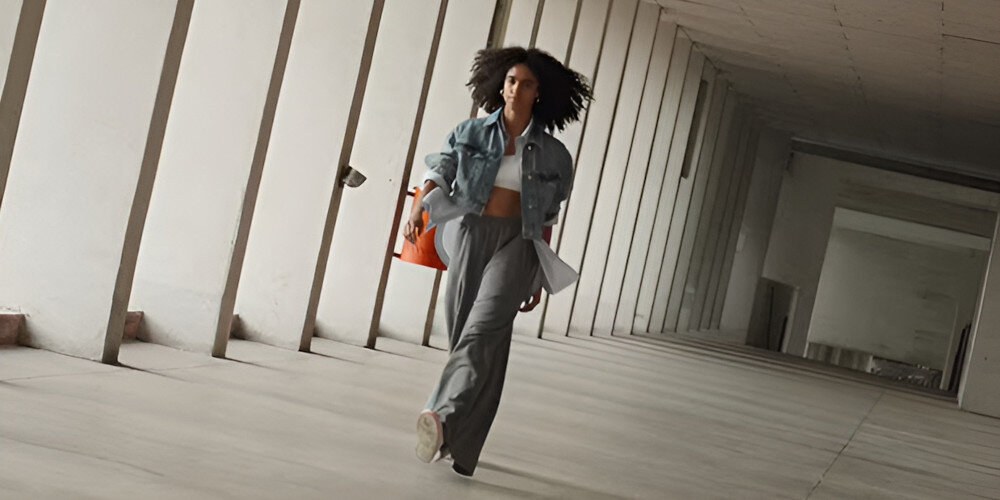 Aparat SONY Alpha 7C II pełnemu odczytowi pikseli 4K Tryb Super 35 mm 60p/50p