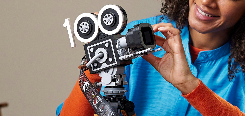 KLOCKI LEGO DISNEY KAMERA WALTA DISNEYA 43230 ozdoba kamera