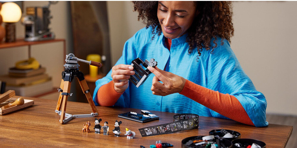 KLOCKI LEGO DISNEY KAMERA WALTA DISNEYA 43230 instrukcja broszura