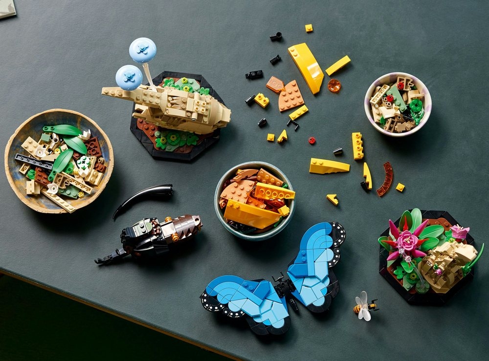 LEGO 21342 Ideas Kolekcja owadów  z bliskimi  