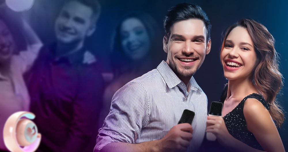 Zestaw karaoke MUSICMATE RainbowDust MM-SC70-P dwa bezprzewodowe mikrofony w zestawie wbudowana regulacja głośności możliwość zmiany efektów wokalnych