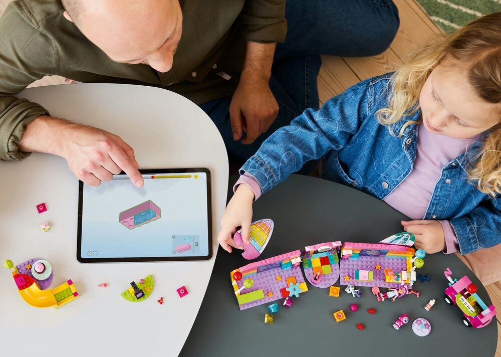 LEGO 10797 Gabby-s Dollhouse Sala balowa Gabi umiejętności 