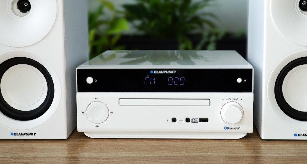 Mikrowieża BLAUPUNKT MS30.2BT - Złącze USB i AUX