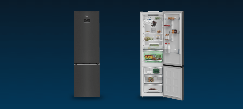 LODÓWKA BEKO B5RCNA416HXBRW Widać dwie lodówki obok siebie: jedna zamknięta, druga otwarta z widocznym rozmieszczeniem produktów w środku. Fotografia prezentuje pojemność i ergonomiczny układ półek elektroniczny wyświetlacz sterowanie temperaturą nowoczesny design zmiana kierunku drzwi trwałość 300000 cykli