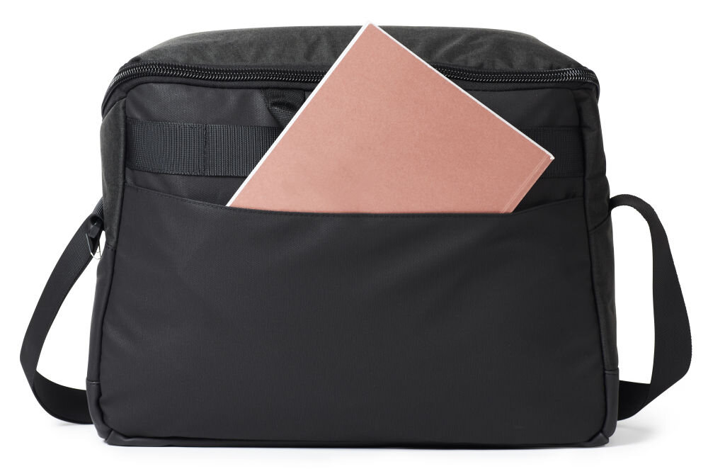 Lexon Tera Messenger Bag minimalistyczna torba messenger do pracy