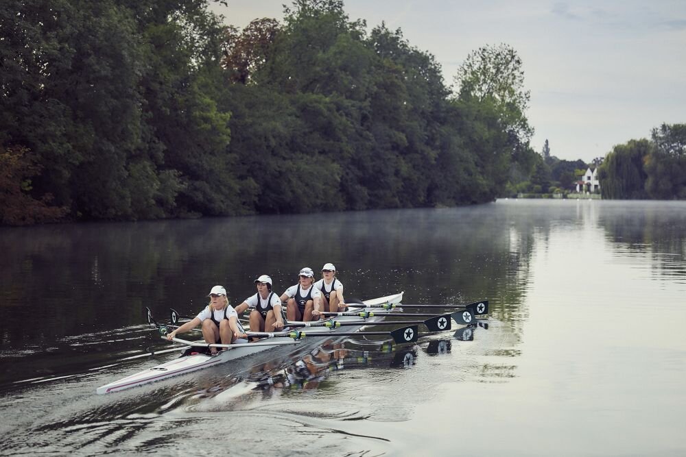 Obiektyw CANON RF 70-200 mm f-2.8L IS USM    ogniskowa przysłona ostrość pierścienie optyka soczewki powłoki montaż bagnet światło jasność zoom filtry waga 