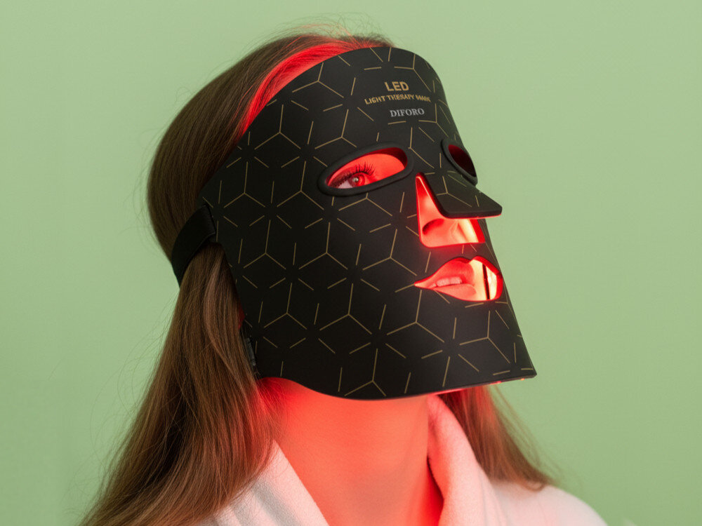 Maska LED do twarzy DIFORO DiF-Eluminna Intuicyjna obsługa tryb automatyczny około 20-minutowy cykl manualny  z elastycznego silikonu medycznego